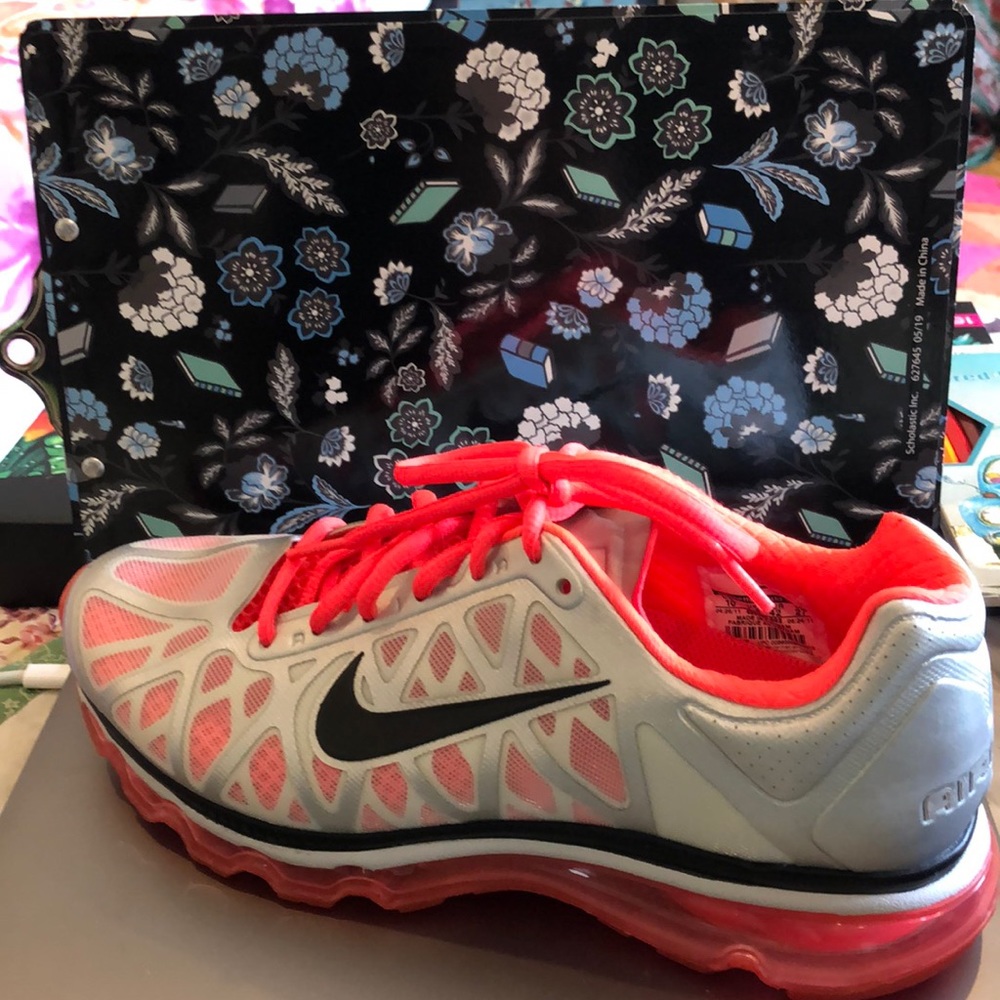Nike AirMax Womens 10